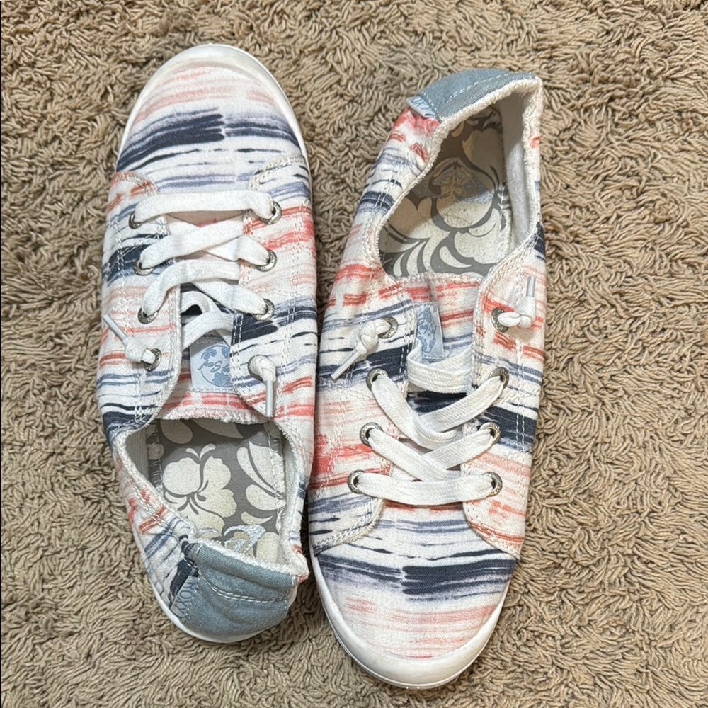 Striped Casual Sneakers